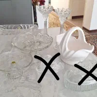 تعدادی شیرینی خوری و شکلات خوری و رولت خوری