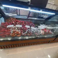 فروشنده حرفه‌ای سوسیس کالباس