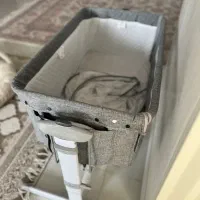 تخت و گهواره کنار مادر دلیجان|تخت و صندلی بچه|قرچک, زیبا شهر|دیوار