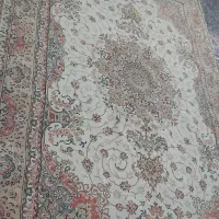 فروش فوری فرش قرمز و کرم تمیز