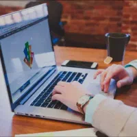 کار در منزل با گوشی