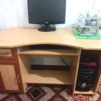 میز کامپیوتر