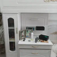 تخت دوطبقه جوان