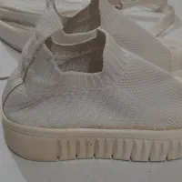 کیف و کفش اسپرت سفید