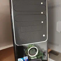 کیس کامپیوتر خالی