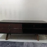 میز تلویزیون در حد نو