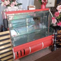 یخجال ویترینی شیشه خم
