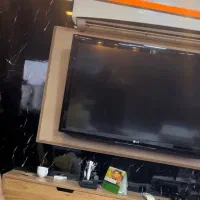 تلویزیون ۴۲ اینچ