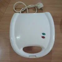 ساندویچ ساز و اسنک ساز