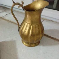 چراغ لمپابرنزی و پارچ برنزی