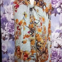 تعدادی لباس مجلسی وپالتو وشنل دخترانه در حدنو|لباس|ابهر, |دیوار