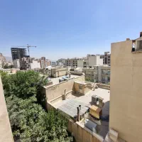 ۱۳۵ متر ۲ خواب / مالک منعطف|اجارهٔ آپارتمان|تهران, ولنجک|دیوار