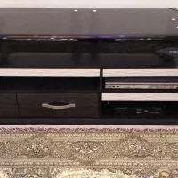 میز تلوزیون صحیح و سالم