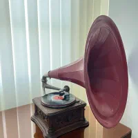 گرامافون هندلی قدیمی|کلکسیون اشیاء عتیقه|تهران, خواجه نصیر طوسی|دیوار