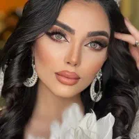 شنیون و مکاپ عروس وهمراه با تخفیف ۵۰٪ به مدت محدود|خدمات آرایشگری و زیبایی|کرج, گوهردشت|دیوار