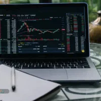 خدمات کامپیوتری و برداشت از حساب و ترید