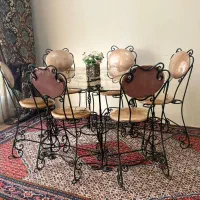 میز غذا خوری آشپزخانه