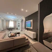 عکسا گویای ملکه ابن‌خونه تو برج میباشد