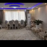 آپارتمان 130متری/تک واحده/بسیار شیک/ بلوار ولی عصر