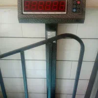 باسکول ۶۰۰ کیلویی