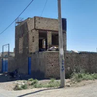 باربند-نزدیک-شهر-و-نبش-جاده