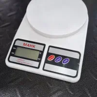 دستگاه پرس،ترازو نفرکش،ترازو اشپزخانه،اویزه|سایر لوازم برقی|بوشهر, |دیوار