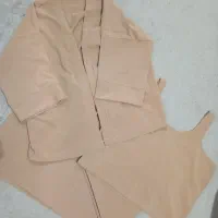 تعدادی لباس|لباس|ایلام, |دیوار