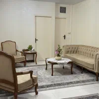 مبلمان شش نفره چستر با تشکچه دوبل|مبلمان خانگی و میز عسلی|تهران, نظام‌آباد|دیوار