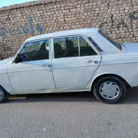 ماشین پیکان تمیز