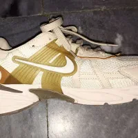 کتونی وی تو کی V2K