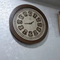 ساعت دیواری