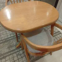 میز صبحانه خوری