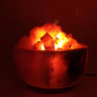 چراغ خواب (آباژور) سنگ نمک|چراغ خواب و آباژور|شیراز, کاراندیش|دیوار