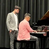 آموزش پیانو حضوری یا آنلاین / مبتدی و حرفه ای