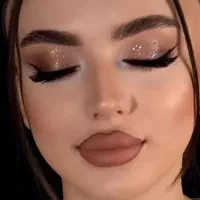 میکاپ و شینیون