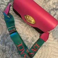 کیف از برند ورساچی