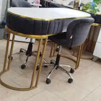 فروشه میز ناخن