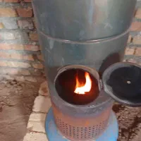 بخاری نفتی سالم در حد نو