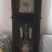 ساعت چوبی ایستاده