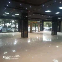 مغازه تجاری ۱۰۰۰ متر بر خیابان احمداباد|اجارهٔ مغازه و غرفه|اصفهان, گلزار|دیوار