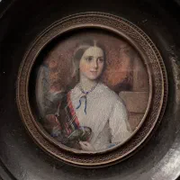 قاب اروپایی برنز