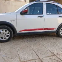 کوییک R سفید قرمز-مدل ۴۰۲-کارکرد۵۲ هزار