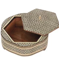 شکلات خوری خاتم