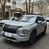 میتسوبیشی اوتلندر ۲۰۲۳ اچ لاین تک دف