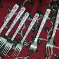 قاشق و چنگال قوری و فنجان نعلبکی|ظروف سرو و پذیرایی|شیراز, گل سرخ|دیوار