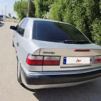 زانتیا بی رنگ