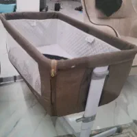 تخت و تخت کنارمادر