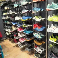 کفش کتونی استوک تاناکرا