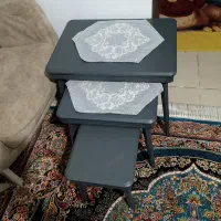 میز جلومبلی سالم به همراه سه عدد عسلی سالم|مبلمان خانگی و میز عسلی|رشت, یخسازی|دیوار