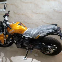 بنلی ۳۰۰ دوسیلندر